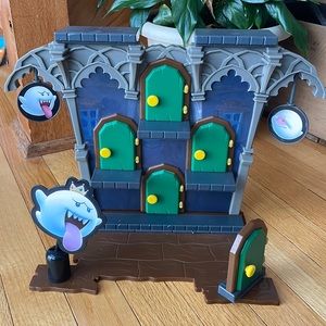 SUPER MARIO Action Figures Deluxe Boo Mansion Playset